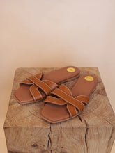 Load image into Gallery viewer, Sicily Leather Slipper Mos Mosh