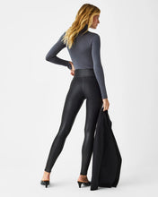 Load image into Gallery viewer, Faux leather Leggings Spanx