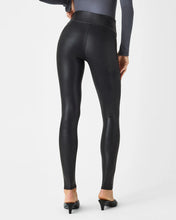 Load image into Gallery viewer, Faux leather Leggings Spanx