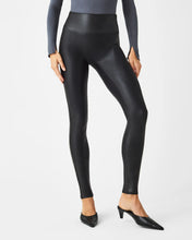 Load image into Gallery viewer, Faux leather Leggings Spanx