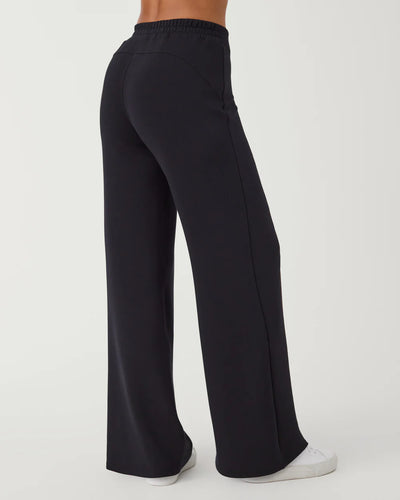 Air Essentials Wide Leg Spanx